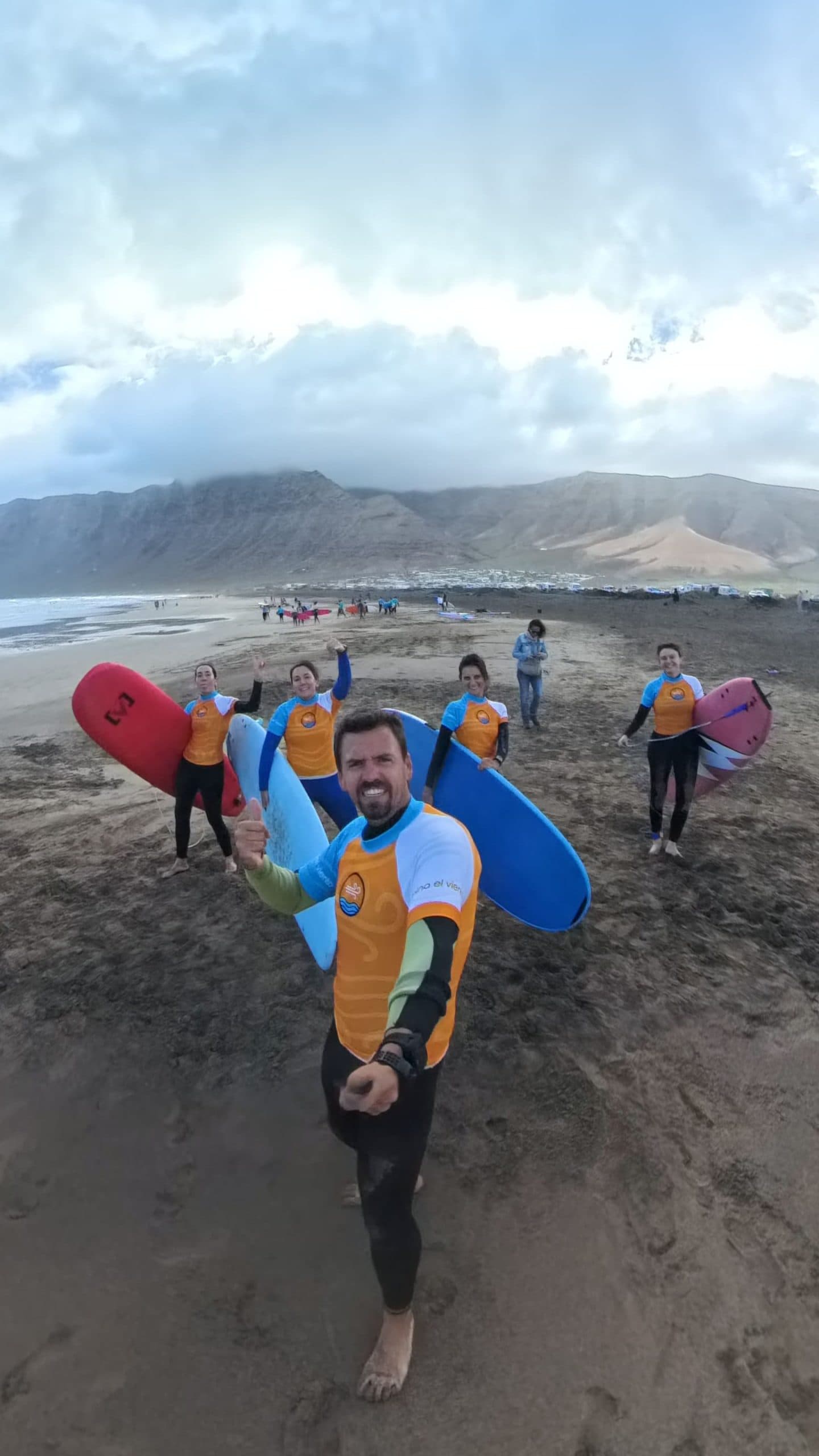 Tatowind Escuela de Vela - surf in La Manga
