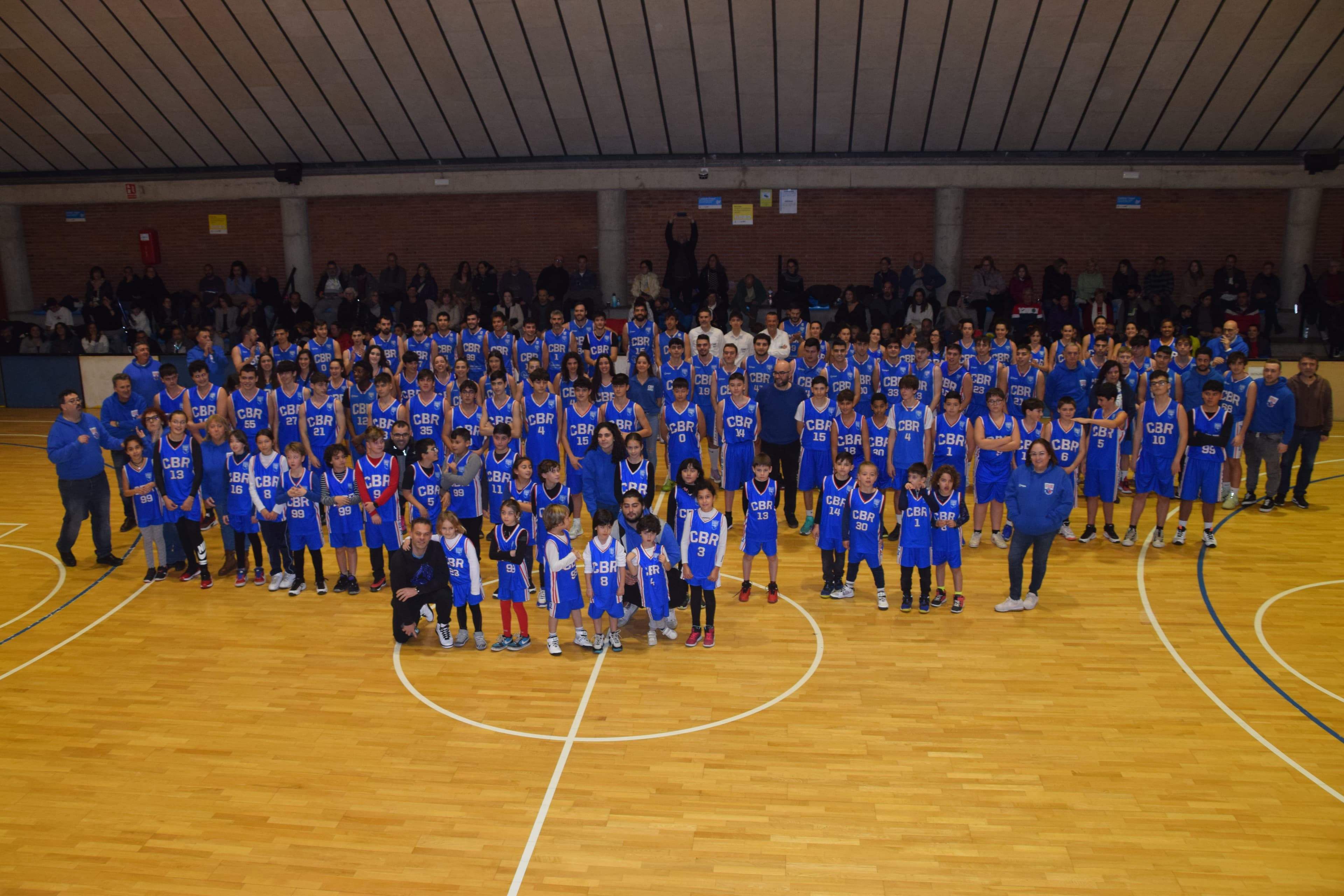 Club Bàsquet Ripollet (CBR) Pavelló Francesc Barneda - baloncesto in Ripollet