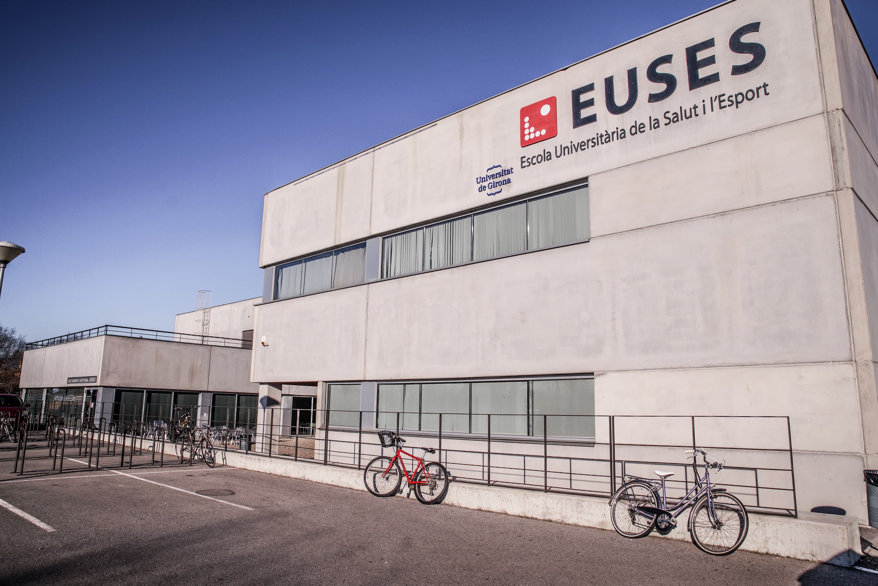 EUSES Escola Universitària de la Salut i l'Esport -UdG- Campus de Salt - natacion in Salt