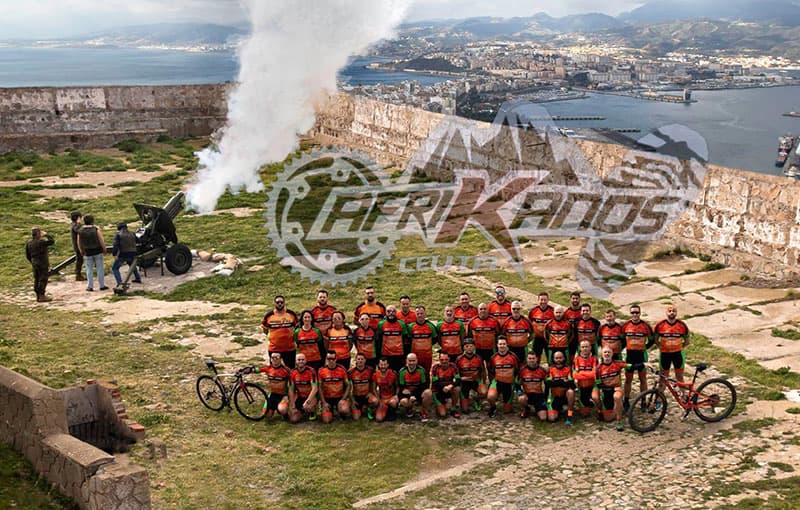 Skate Ceuta 1o Club Deportivo SKATE ROLLERS UP! IN STREET - skateboard in Ceuta