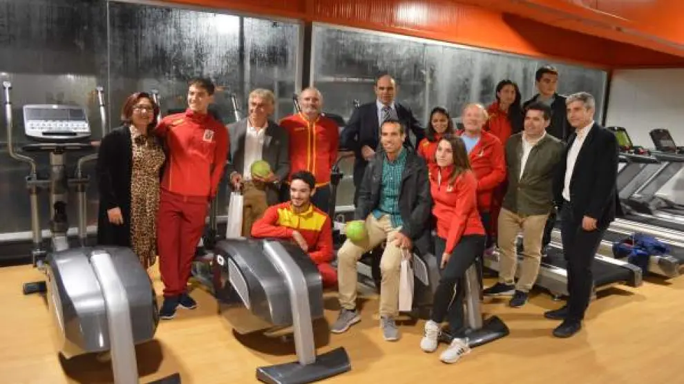 Piscina Municipal de Punta Umbría - natacion in Punta Umbría