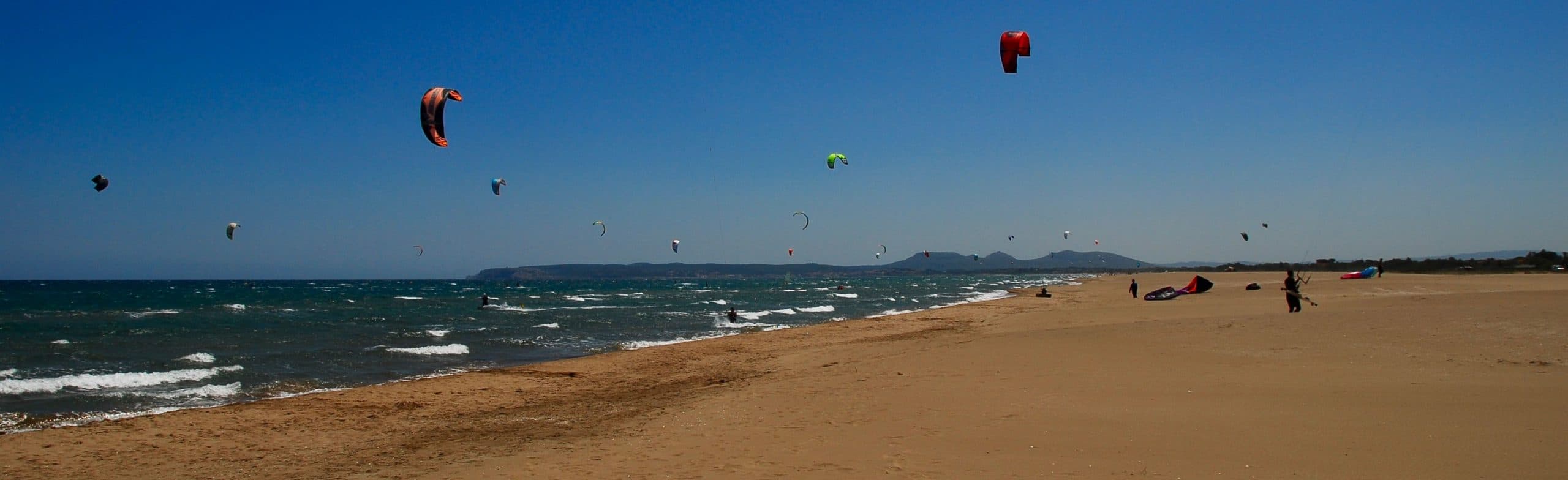 Kite Escape - (Escuela de kitesurf, Cursos, Alquiler) - kitesurf in Castelldefels