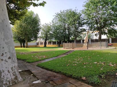 Club deportivo sociocultural de Suboficiales Salas Larrazábal - fútbol in Sevilla