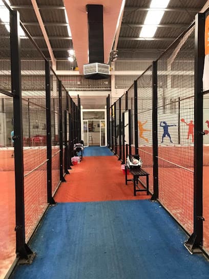 Alcores Padel Indoor - padel in Mairena del Alcor