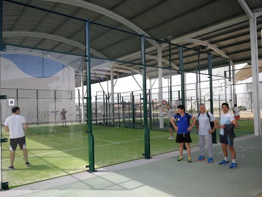 Complejo Deportivo El Mazo - tenis in Haro