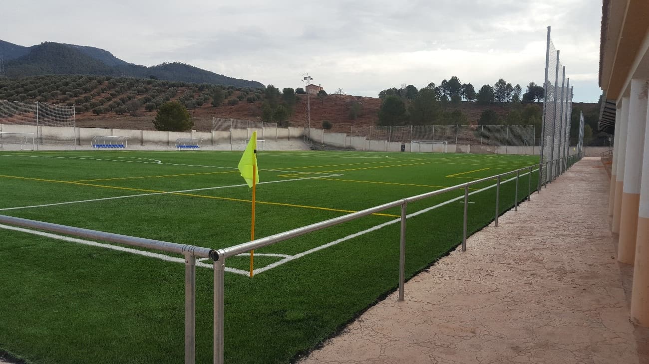 Campo de fútbol Montizón ( C.F. Sierra Segura ) - fútbol in Cortijos Nuevos