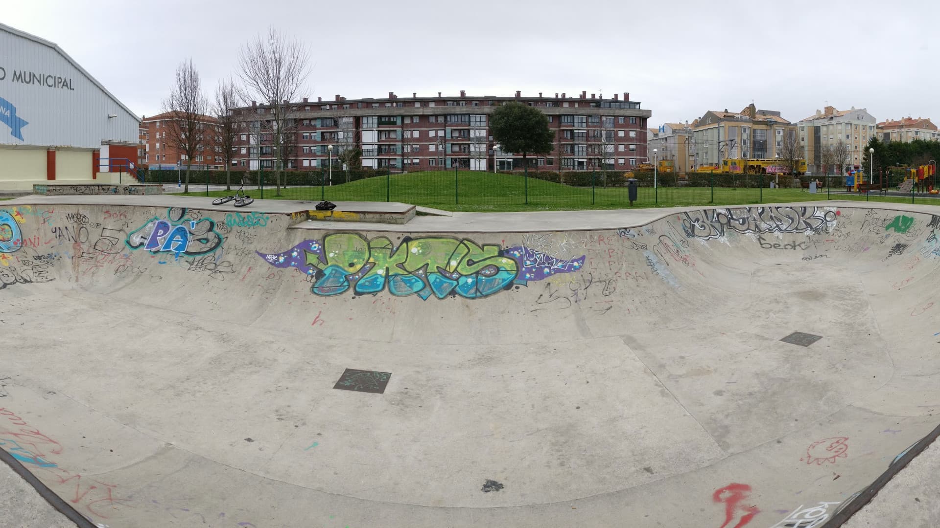 Bowl de Bezana - skateboard in Santa Cruz de Bezana