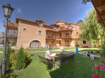 Apartamentos Alquitara - natacion in Ojedo