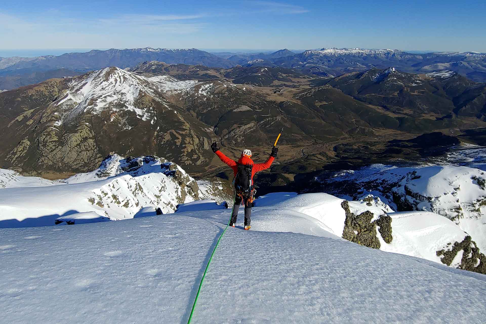 Guías Zona Centro | Guías de Montaña | Mountain Guides - ski in Manzanares el Real