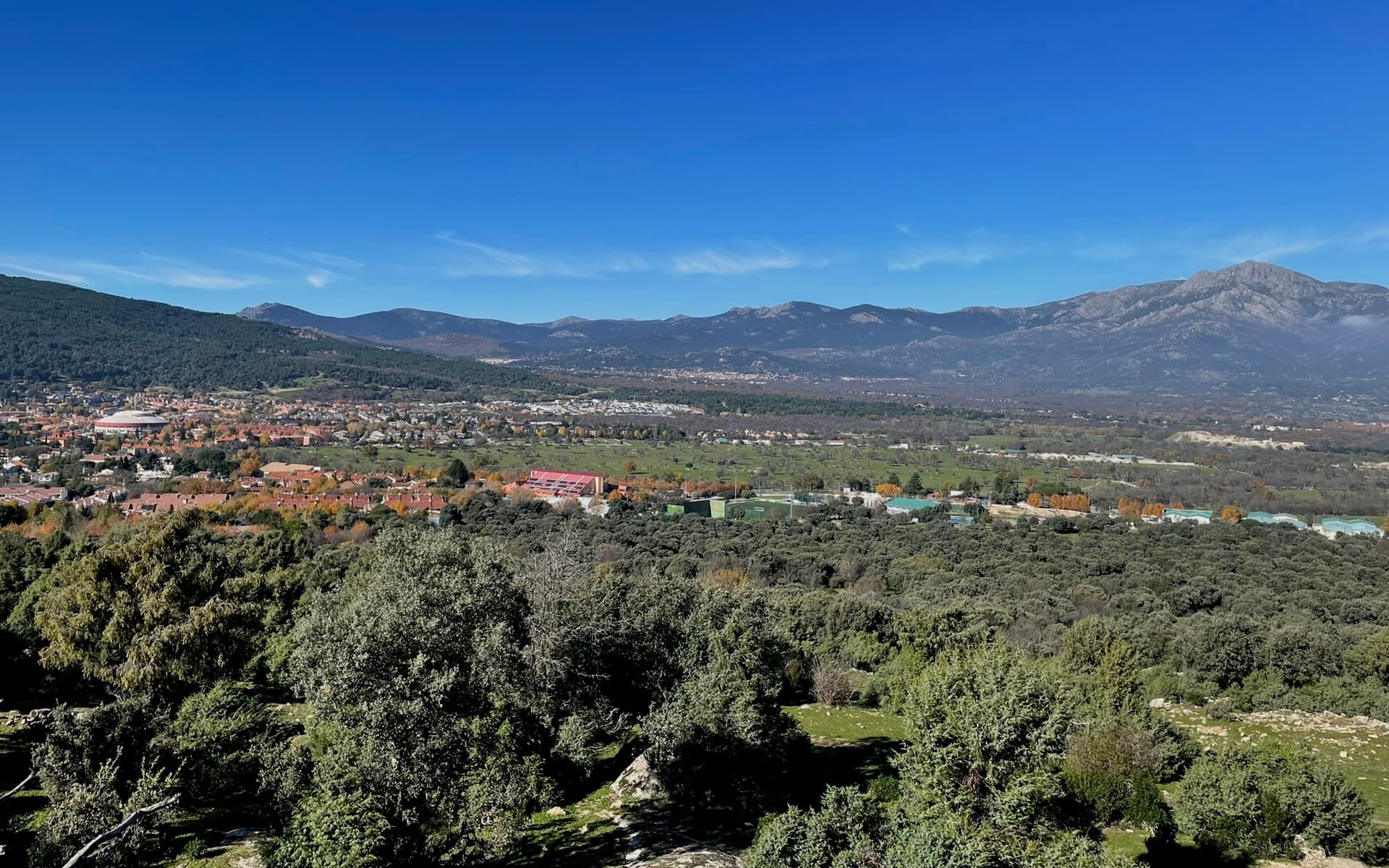 Polideportivo de Moralzarzal (Ciudad Deportiva Navafria) - fútbol in Moralzarzal