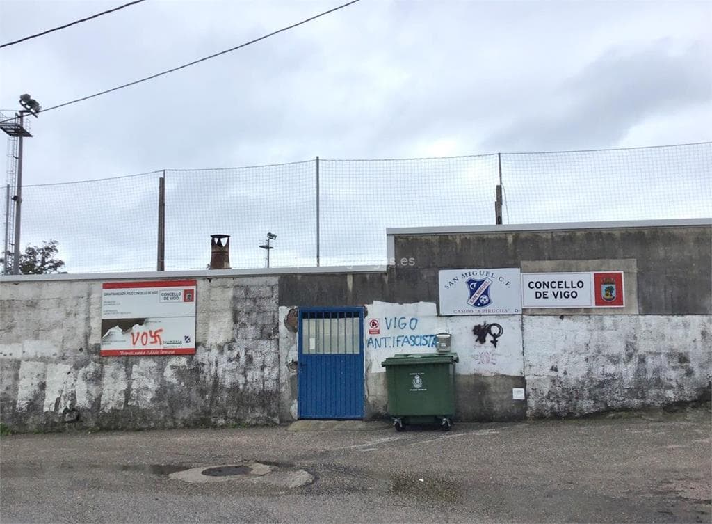 Campo de fútbol da Pirucha - fútbol in Vigo