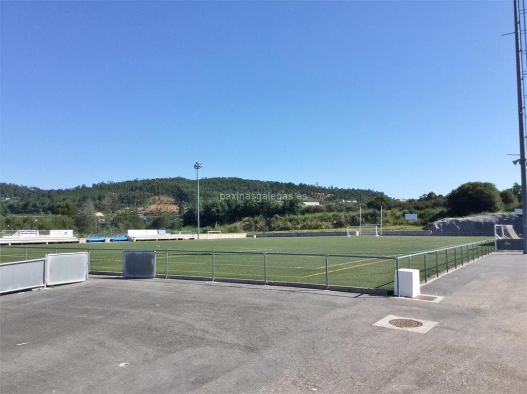 Campo Municipal de Fútbol e Rugby de Monteporreiro - rugby in Pontevedra