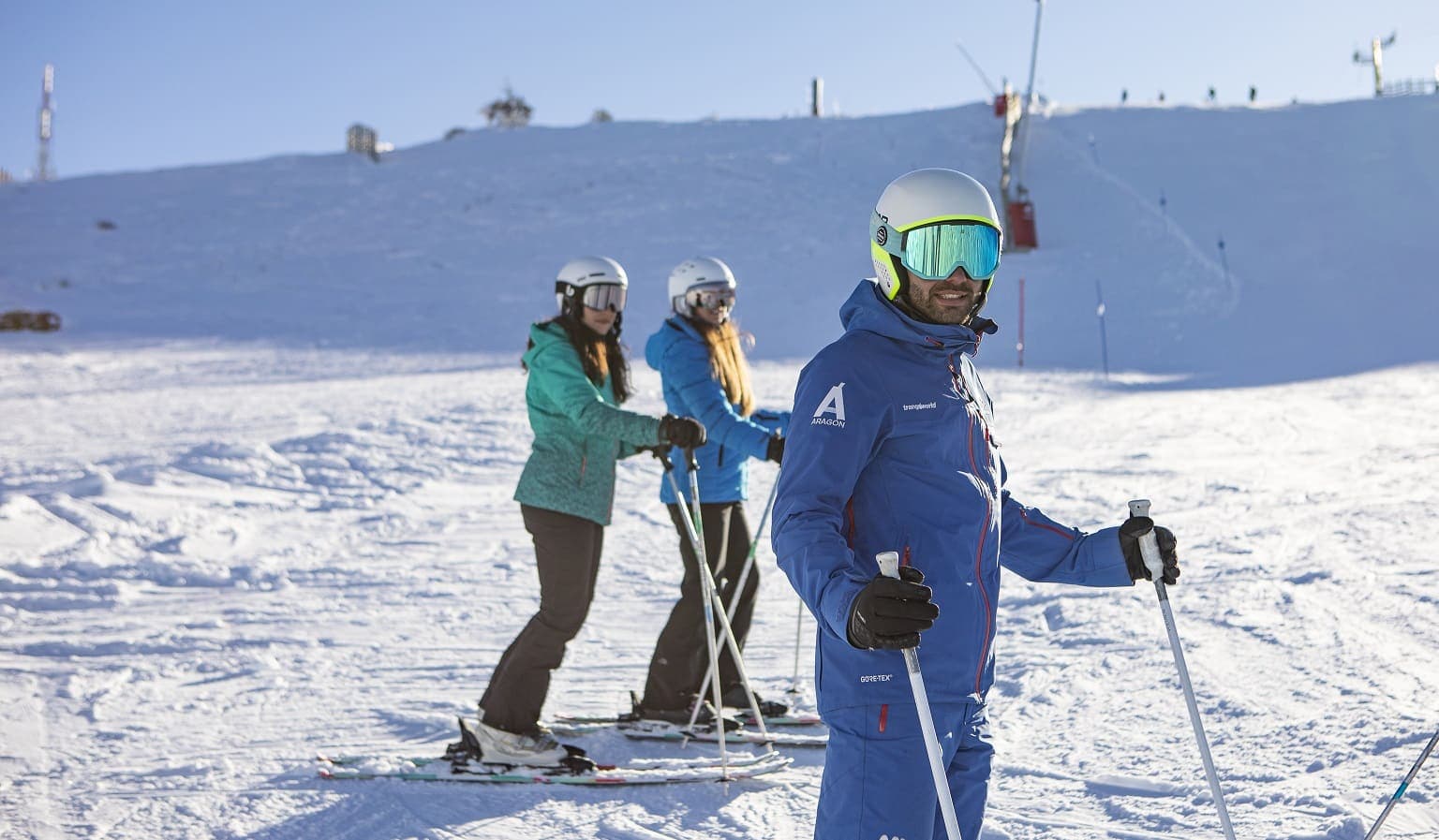 Escuela de Esquí & Snowboard Aramón Valdelinares - ski in Valdelinares